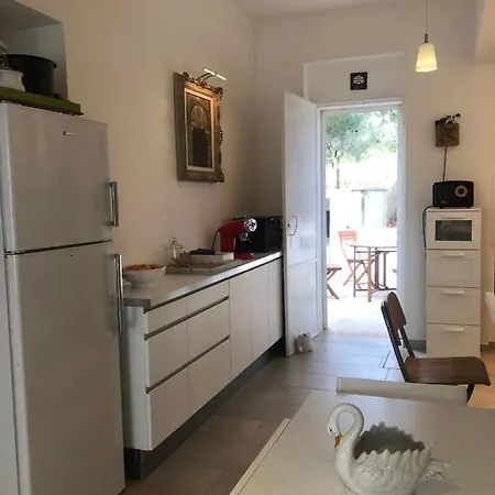Casa Di Perla Con Piscina E Campo Da Tennis Ostuni