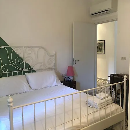 Casa Di Perla Con Piscina E Campo Da Tennis Villa