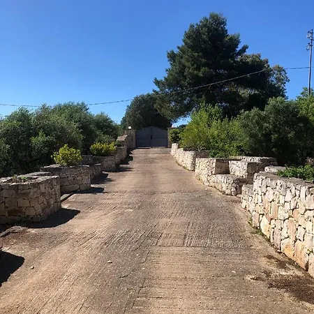 Casa Di Perla Con Piscina E Campo Da Tennis Villa